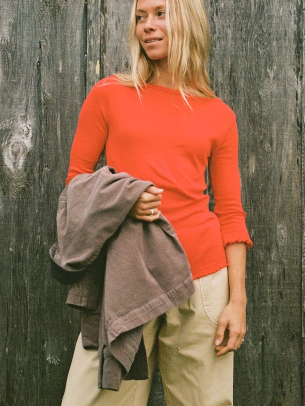 LA Relaxed Fitted Top – Medium – Cherry Red